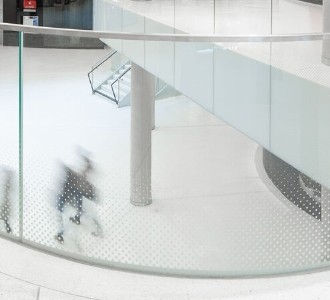 उच्च सुरक्षा लैमिनेटेड ग्लास बाड़